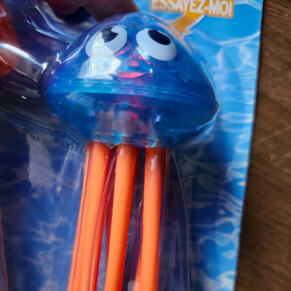 FUN BANZAI Light-up Jellyfish BNIP Diving Toy Learning Toy 2 Pack - Picture 2 of 6